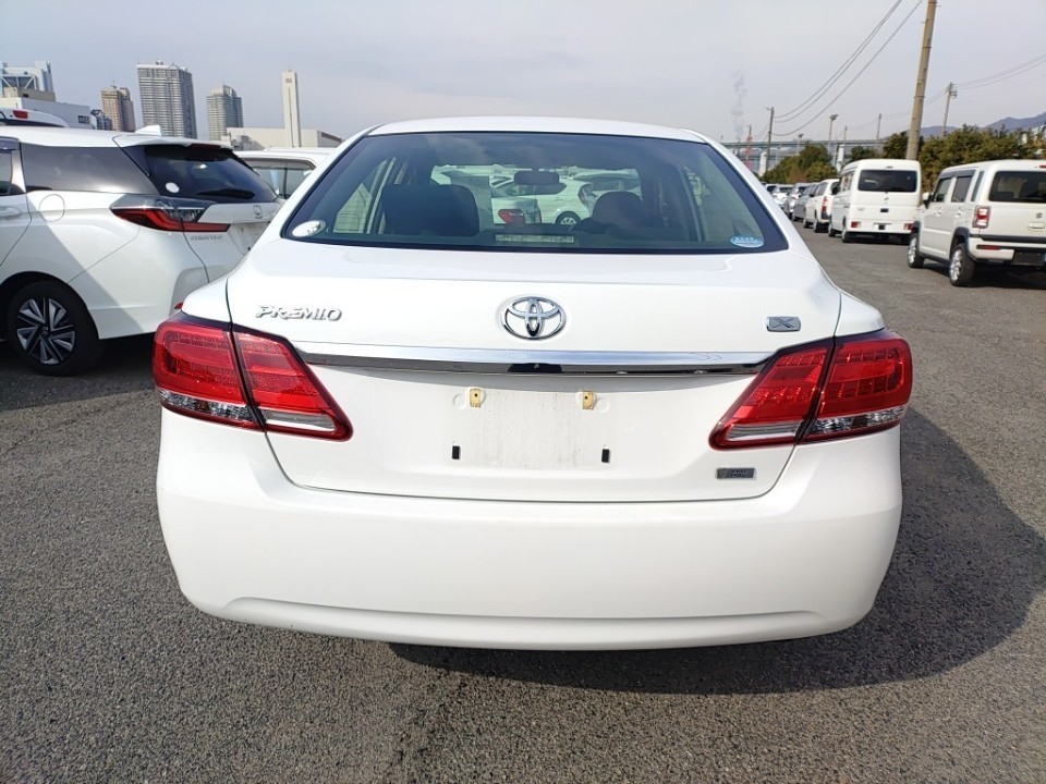 TOYOTA PREMIO