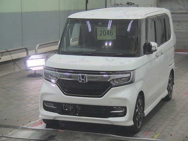 HONDA N-BOX