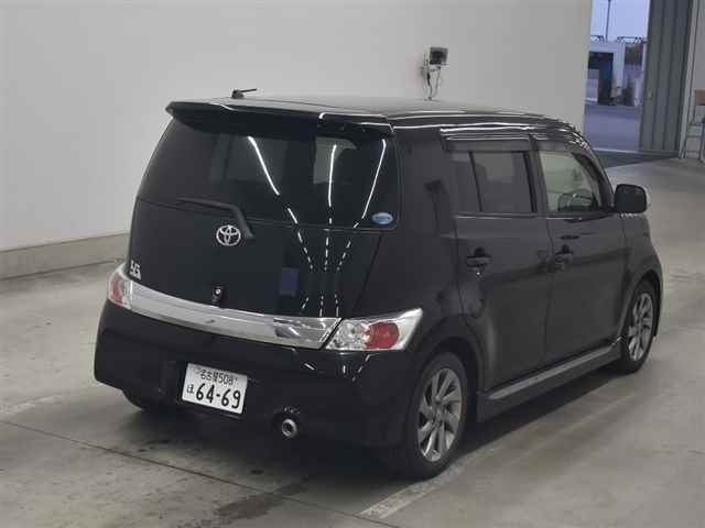 TOYOTA BB