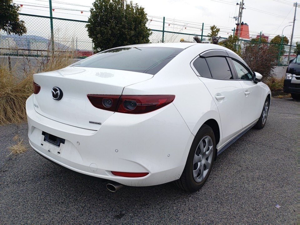 MAZDA MAZDA3