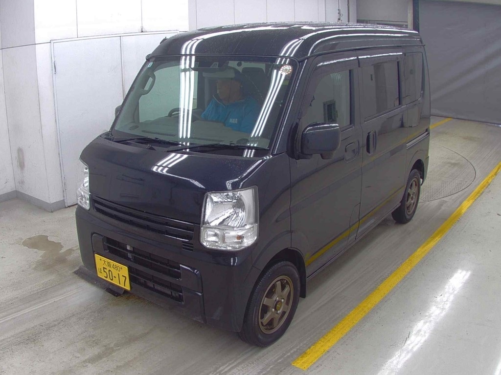 NISSAN NV100 CLIPPER