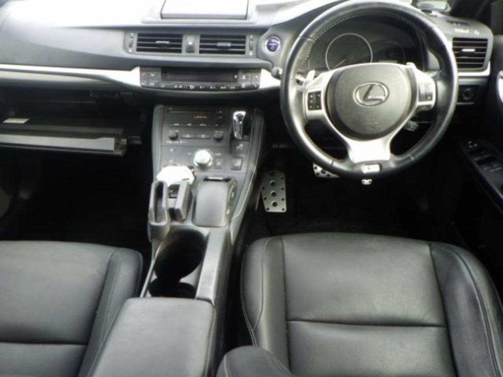 LEXUS CT200H
