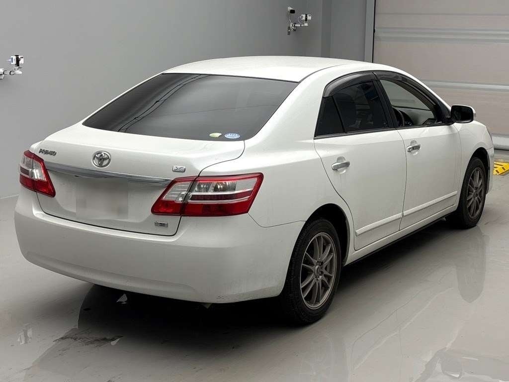 TOYOTA PREMIO