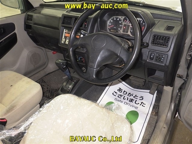MITSUBISHI PAJERO MINI
