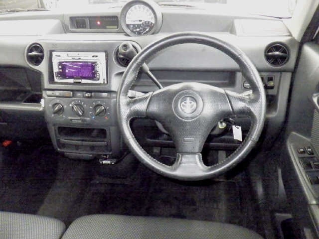 TOYOTA BB