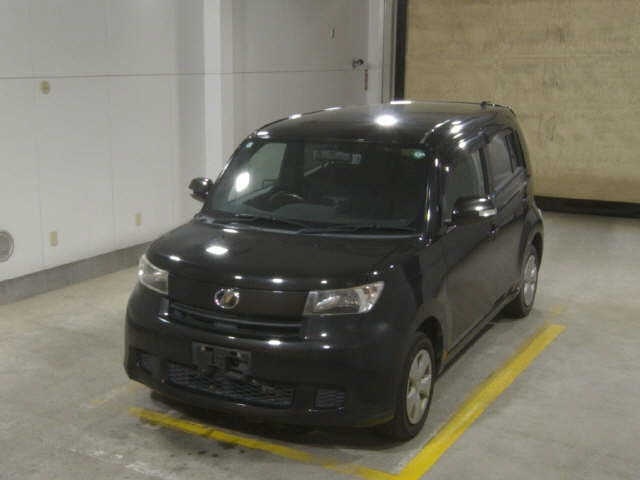 TOYOTA BB