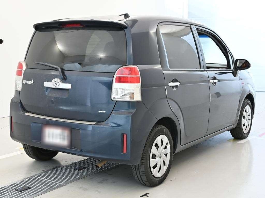 TOYOTA SPADE