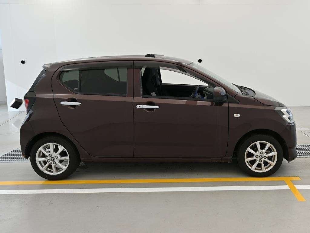TOYOTA PIXIS EPOCH