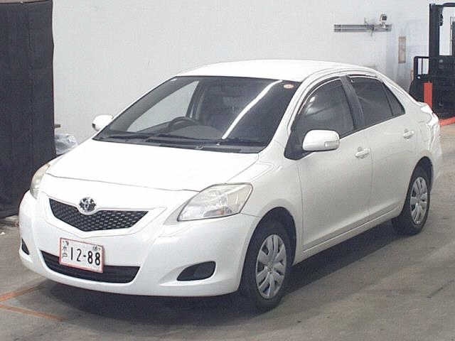 TOYOTA BELTA