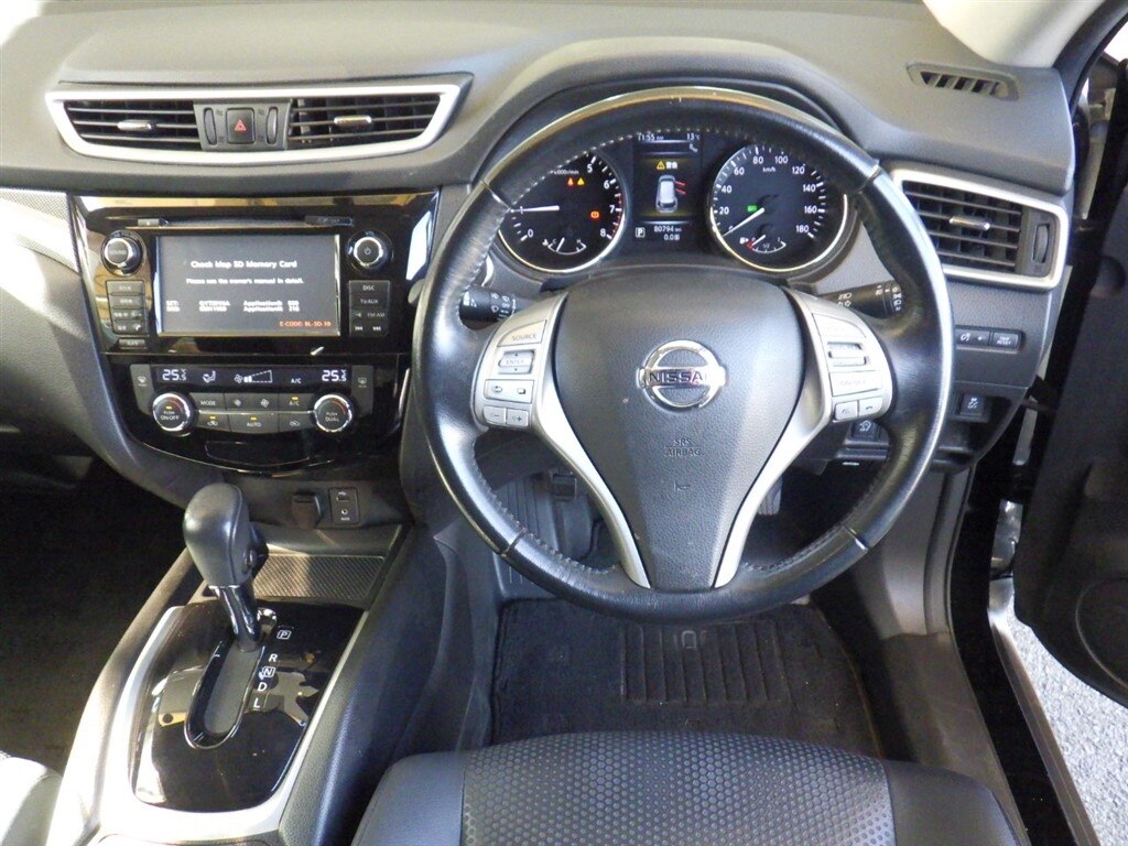 NISSAN X-TRAIL