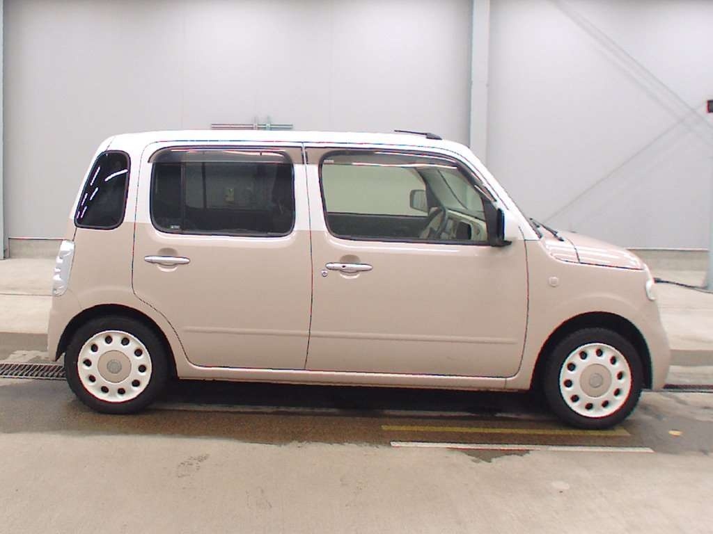 DAIHATSU MIRA COCOA