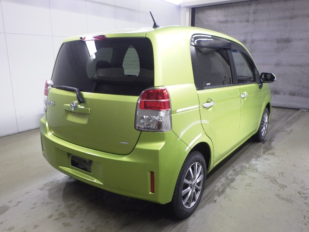 TOYOTA SPADE