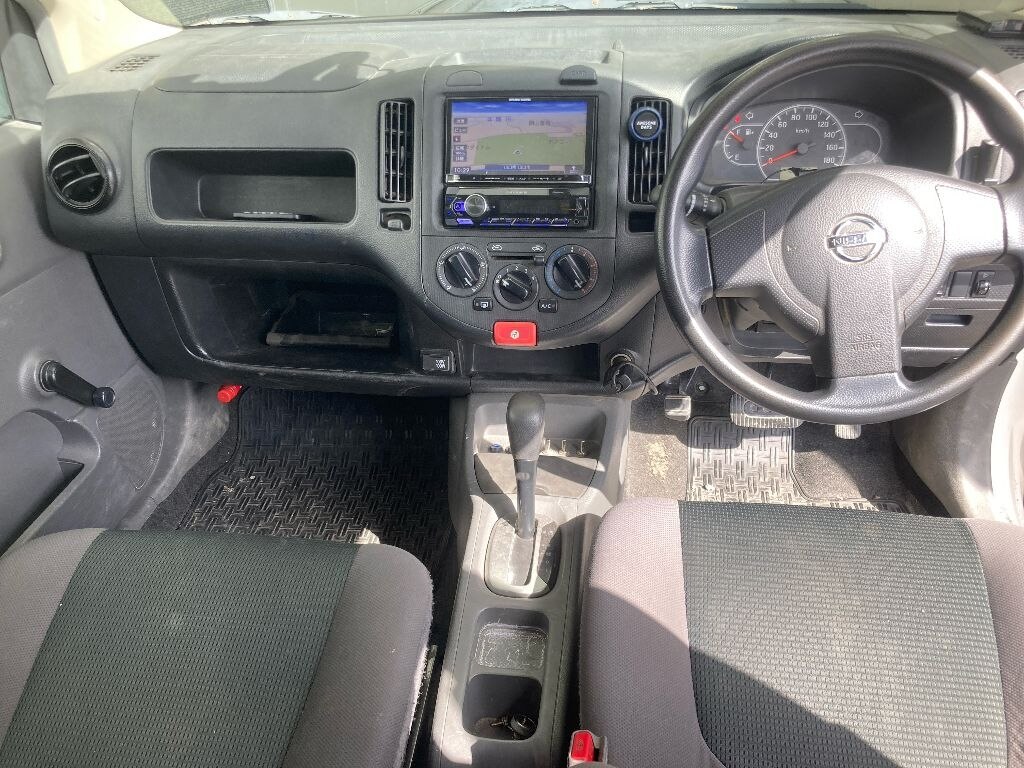 NISSAN AD