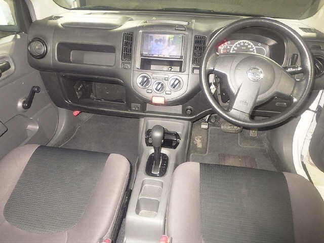 NISSAN AD