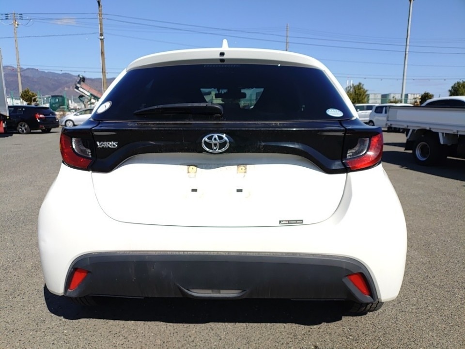 TOYOTA YARIS