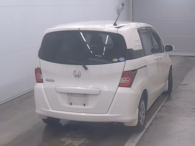 HONDA FREED SPIKE