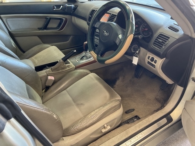 SUBARU OUTBACK