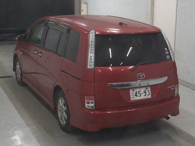 TOYOTA ISIS