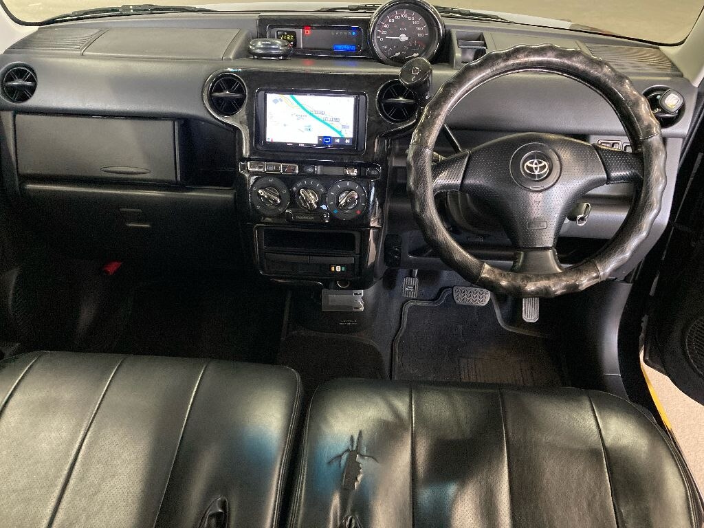 TOYOTA BB