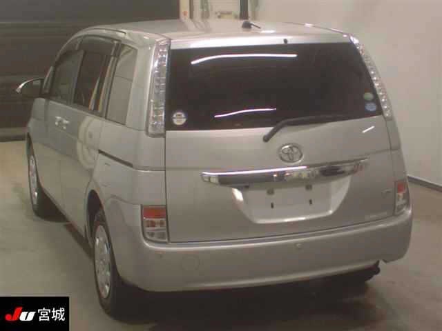 TOYOTA ISIS