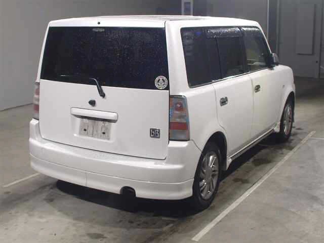 TOYOTA BB