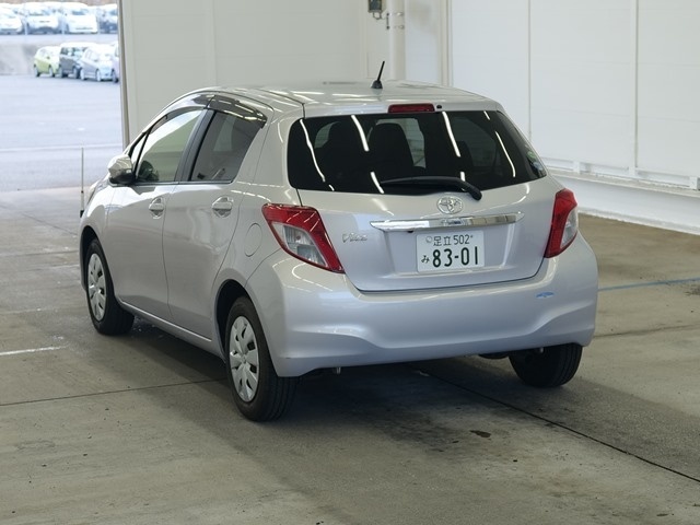 TOYOTA VITZ