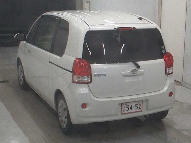 TOYOTA PORTE