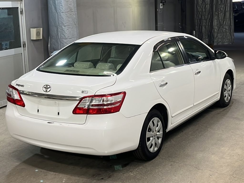 TOYOTA PREMIO