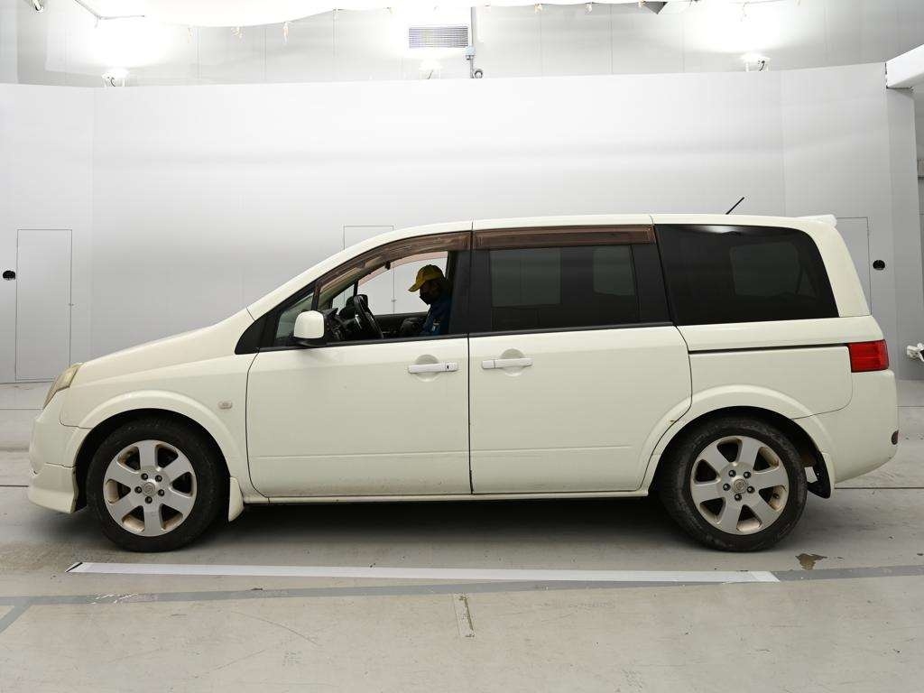 NISSAN LAFESTA