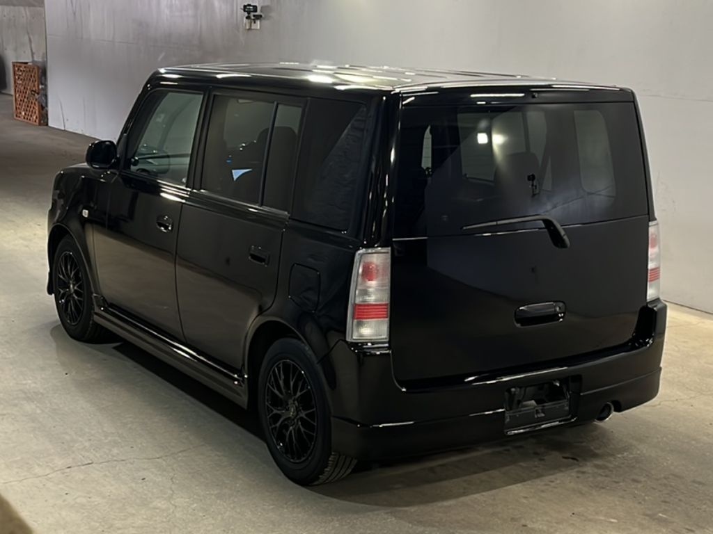 TOYOTA BB