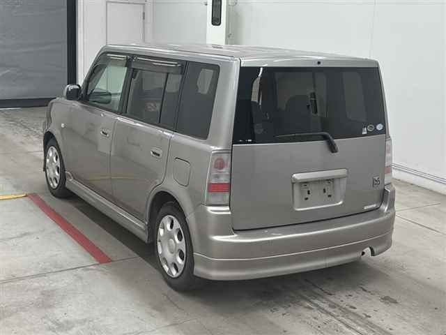 TOYOTA BB