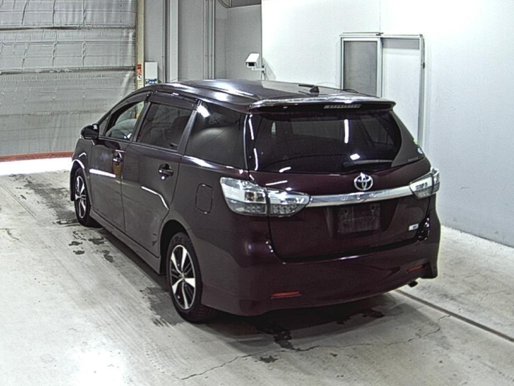 TOYOTA WISH