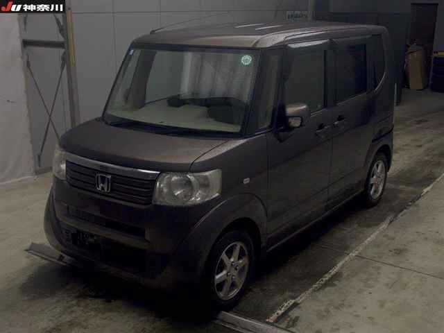 HONDA N-BOX