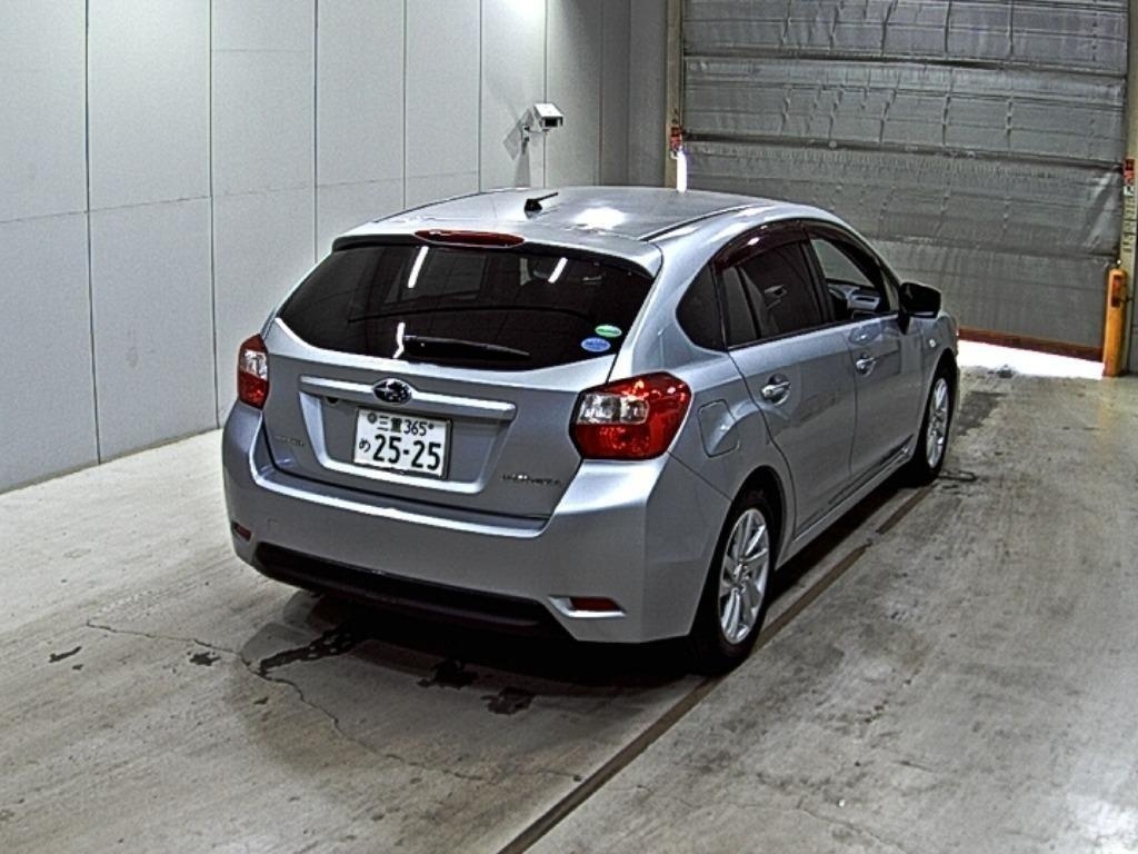 SUBARU IMPREZA