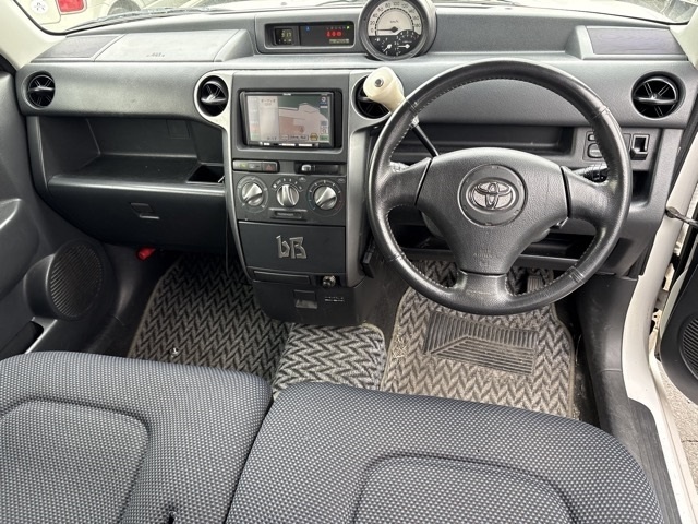 TOYOTA BB