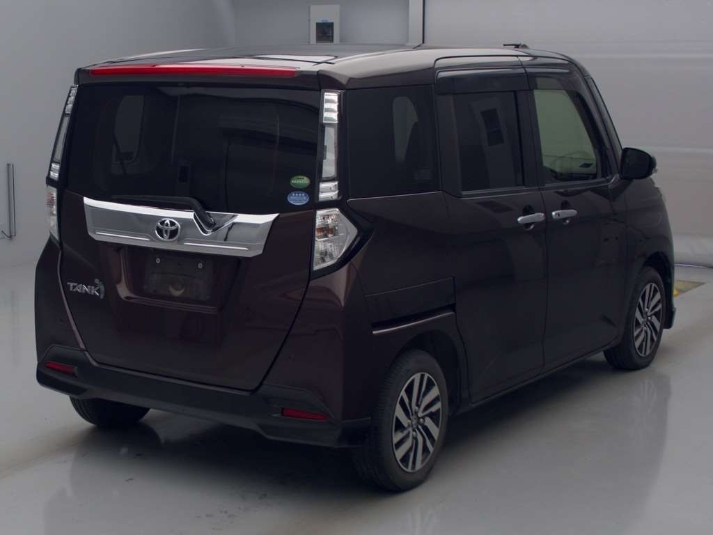 TOYOTA TANK
