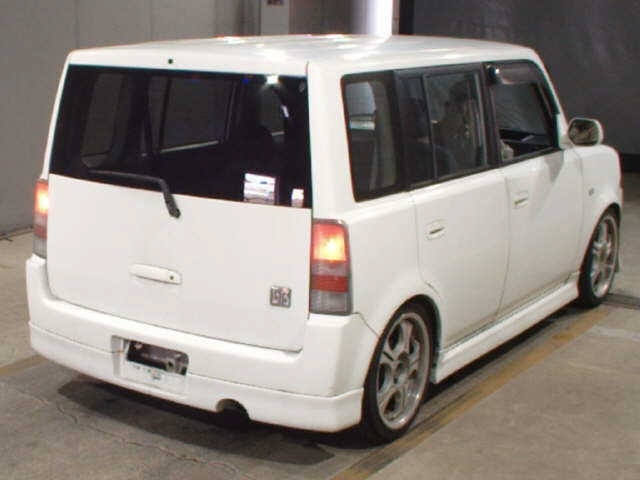 TOYOTA BB