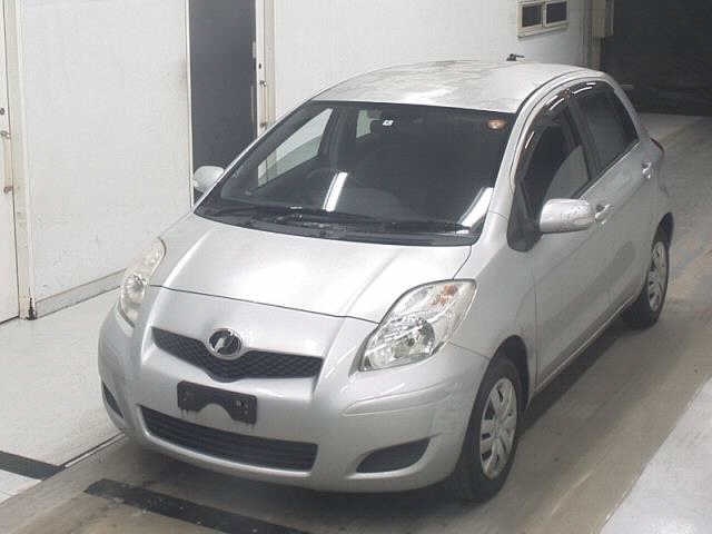 TOYOTA VITZ