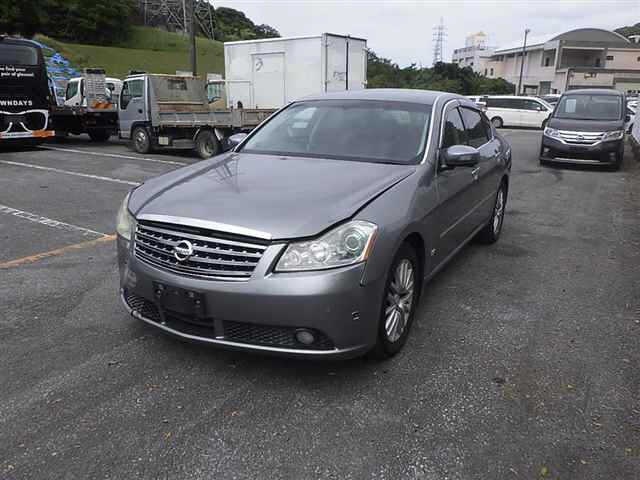 NISSAN FUGA