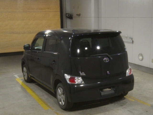 TOYOTA BB