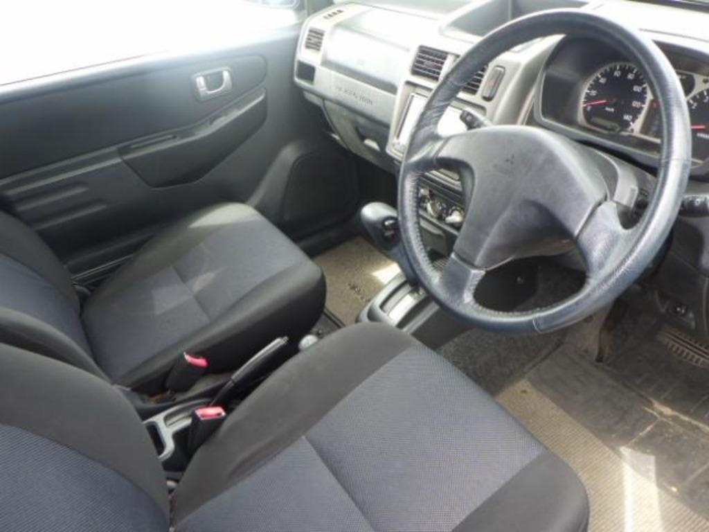 MITSUBISHI PAJERO MINI