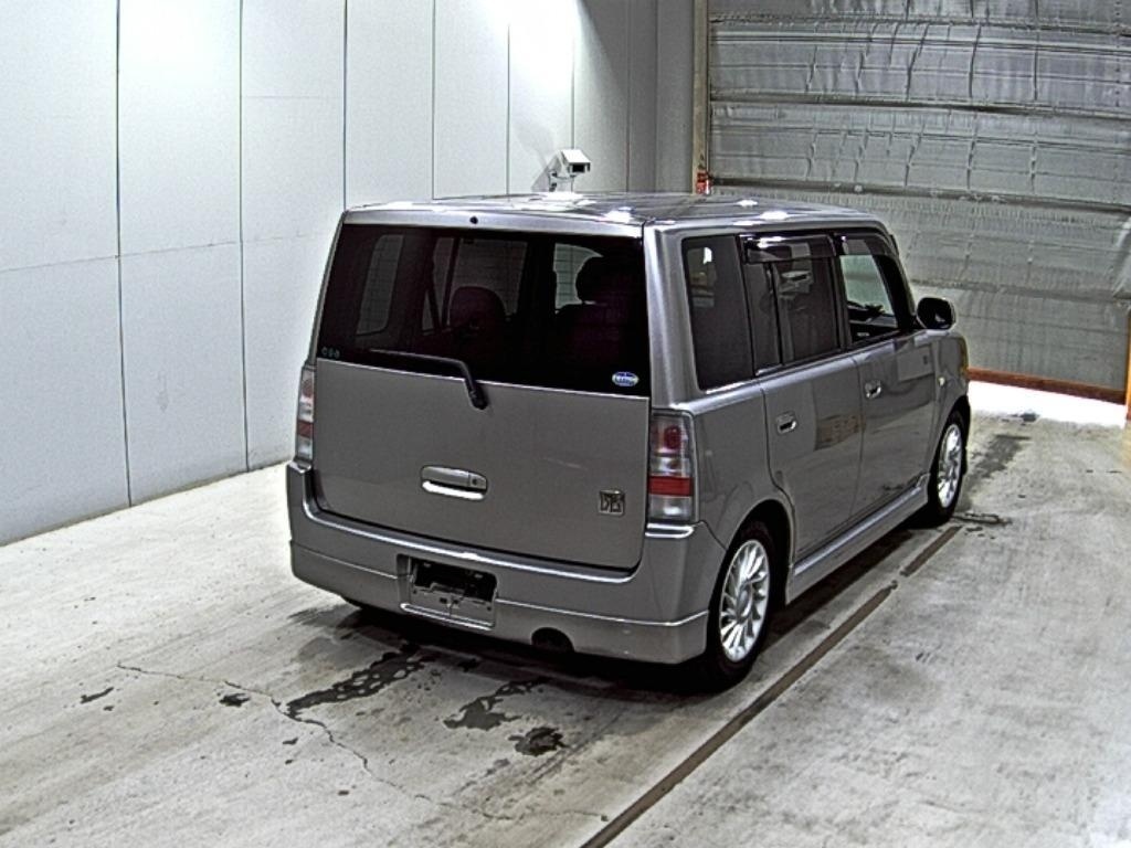 TOYOTA BB