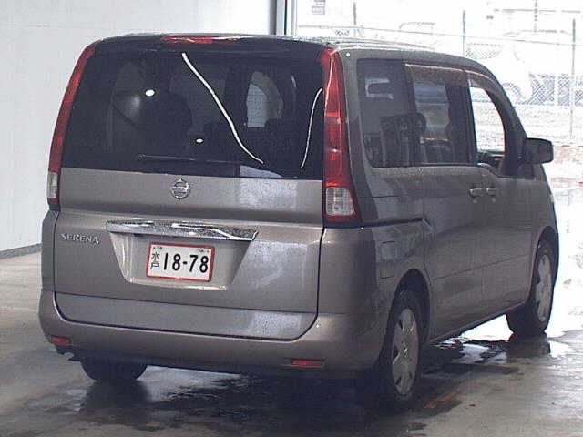 NISSAN SERENA