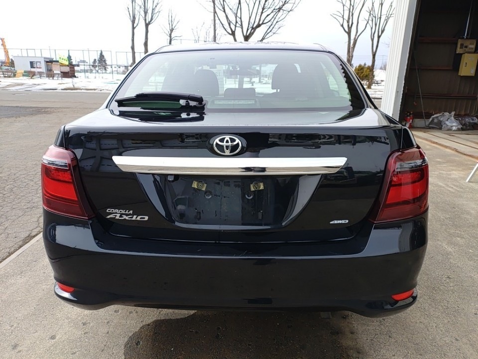 TOYOTA COROLLA AXIO