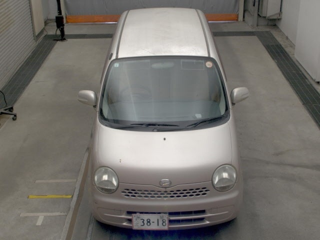 DAIHATSU MOVE LATTE