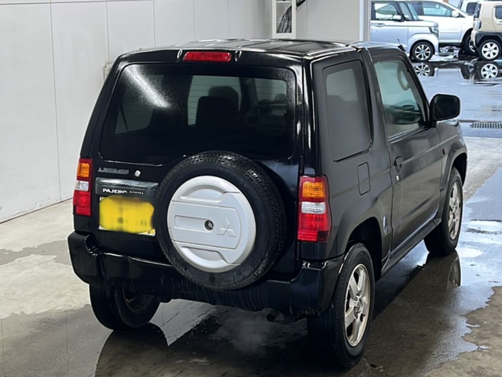 MITSUBISHI PAJERO MINI