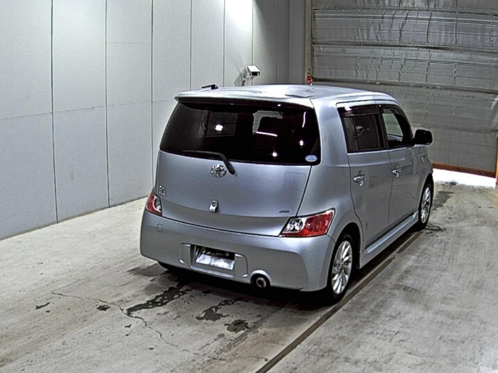 TOYOTA BB