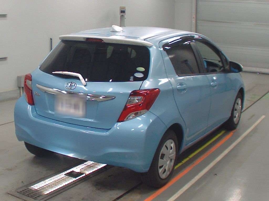 TOYOTA VITZ