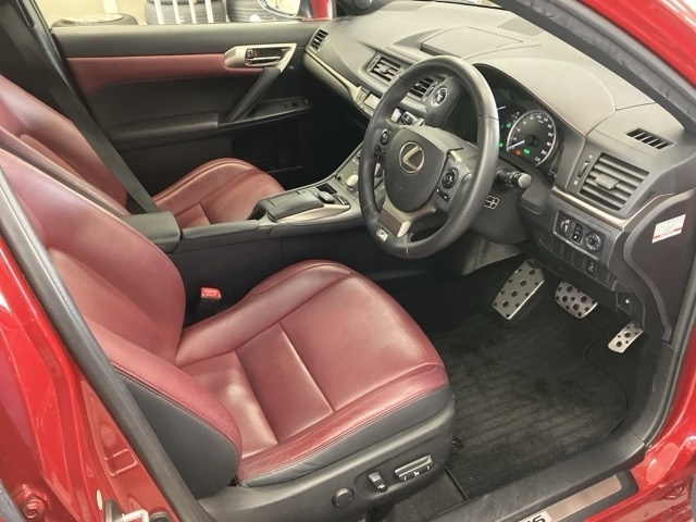 LEXUS CT200H