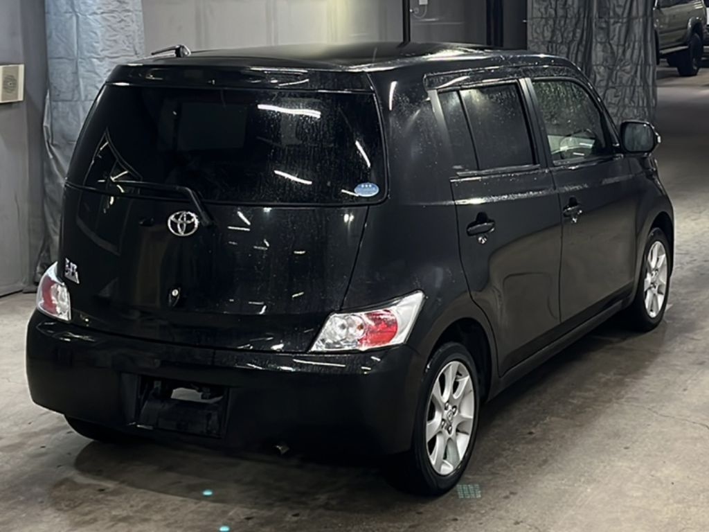 TOYOTA BB